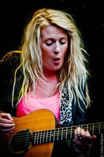 Miss Montreal tijdens ParkCity Live, Park Bekkerveld, 23 juni 2012