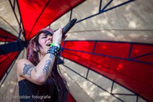 Fallen One live op Under the Trees Stage tijdens ParkCity Live, Park Bekkerveld, 23 juni 2012