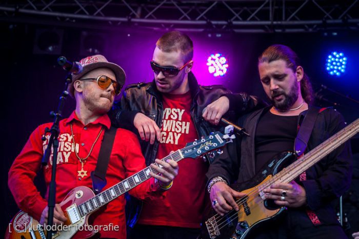 Mr. Polska & Nouveau Riche tijdens ParkCity Live, Park Bekkerveld, 23 juni 2012